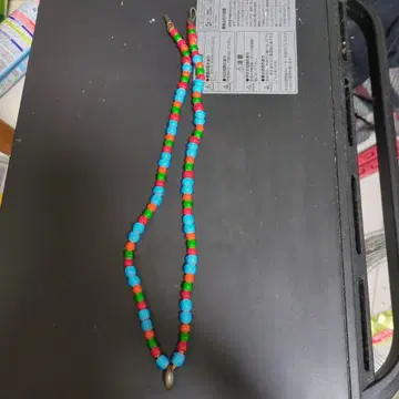 비즈 목걸이