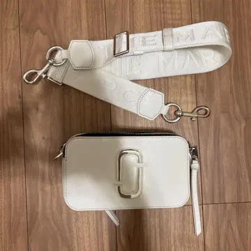 Marc Jacobs 화이트 숄더백