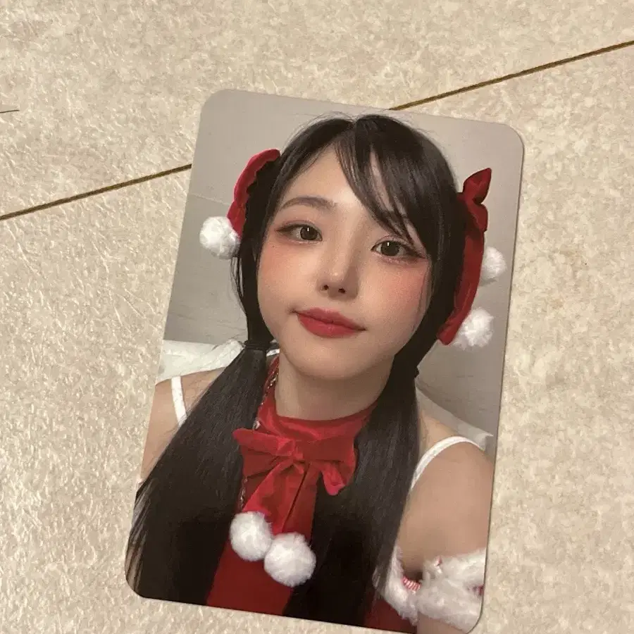 QWER | 큐더블유이알 Hina QWER DISCORD Unreleased Santa Girl