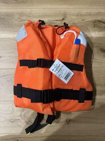 구명조끼 벚꽃 마크 있음