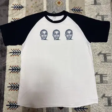 ARAKI 래글런 티셔츠