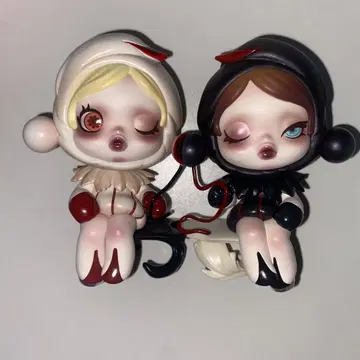 POP MART SKULLPANDA The Duality 2개 세트