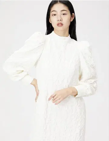 CELFORD 백리본 자카드 원피스 화이트