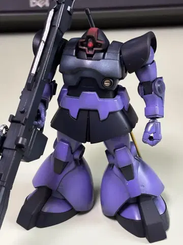 HG UC 돔/릭 돔 페인팅 완성품