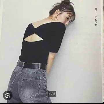 styling/ 오프숄더 리본 니트