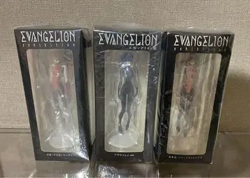 에반게리온 전시회 피규어 3개