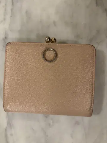 JILLSTUART 핑크 반지갑 가죽풍 소재