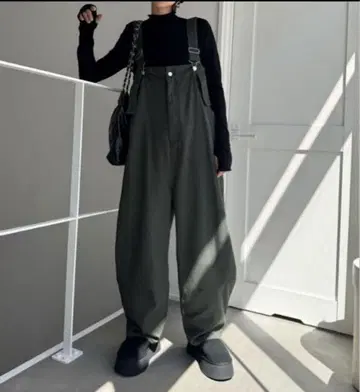[ 시프트 ] 다크 그린 살로펫