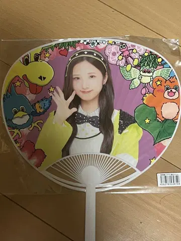 다이마루 도쿄 미니 의상전 오카베 린 콜라보 개별 부채 사코 유메미