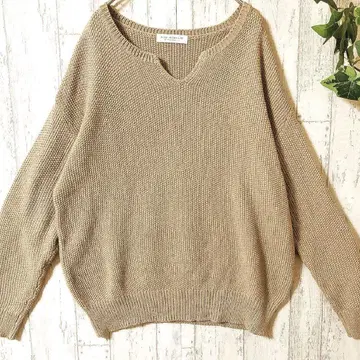 [새상품급] 유나이티드 애로우즈 V넥 니트 스웨터 M 사이즈 베이지