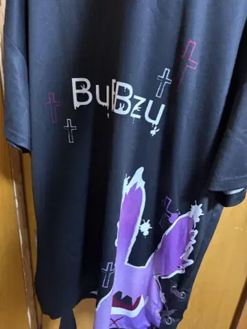 BUBBZ 티셔츠
