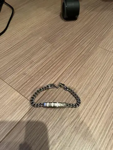 아르마니 체인 팔찌