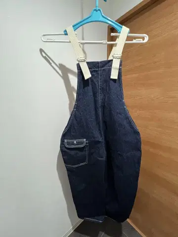 썸씽 프릭스 스토어 멜빵바지