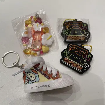 폼폼푸딩 키링 세트