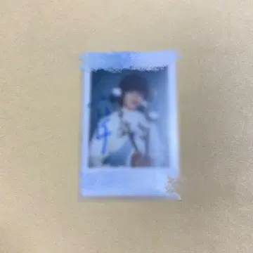 니시가키 쇼 친필 사인 폴라로이드
