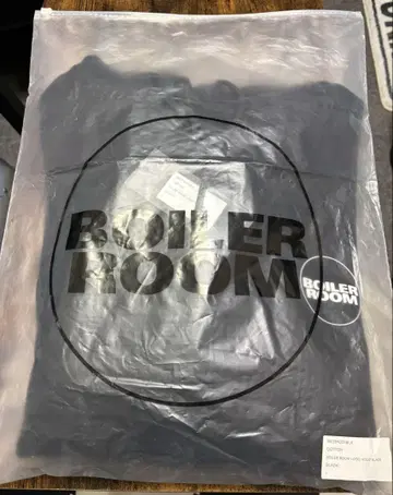 [ 8/21까지 ] BOILER ROOM LOGO HOODIE