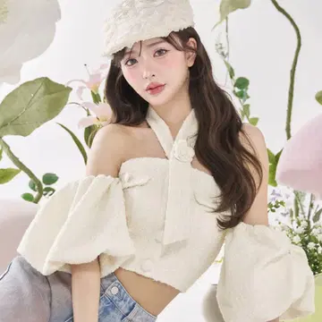 Darich 홀터넥 오프숄 트위드 상의