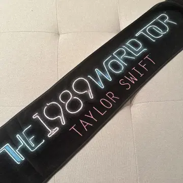 THE 1989 WORLD TOUR TAYLOR SWIFT 타월