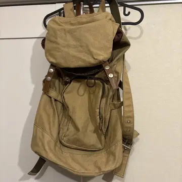 베이지 캔버스 백팩