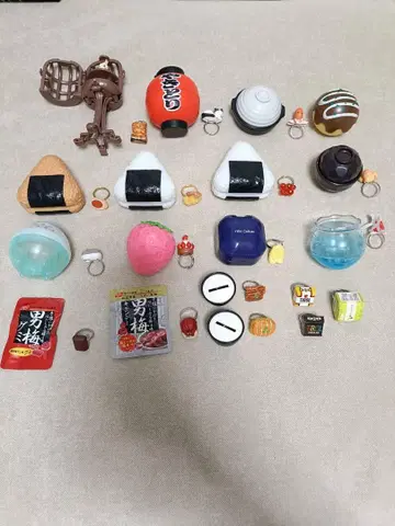 반지 계열 캡슐 토이 19개 묶음 판매