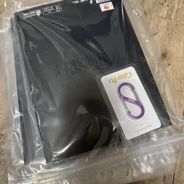 플레이브 칼리고 Pt.1 푸기티브 세트 앨범 미개봉