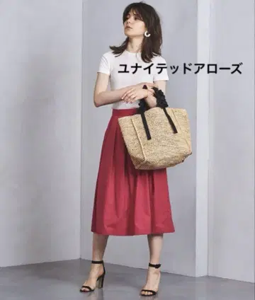 유나이티드 애로우즈 핑크색 코튼 턱 플레어 스커트