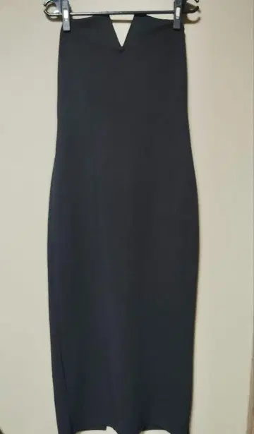 [ ZARA ] 가슴 V 베어탑 롱 타이트 원피스 L
