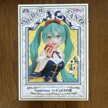 Wonderland 피규어 하츠네 미쿠