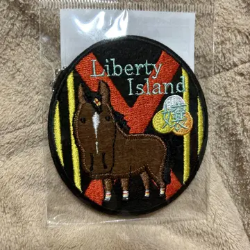 리버티 아일랜드 자수 배지 터피 키티 손수건