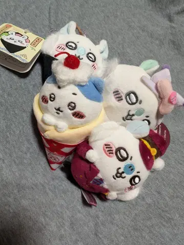 치이카와 하치와레 모몽가 봉제 인형