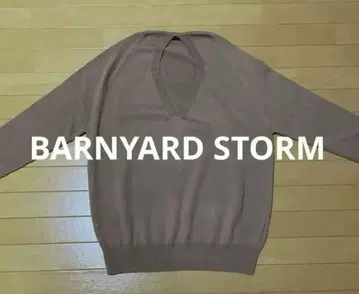 새상품 BARNYARD STORM V넥 긴팔 니트 스웨터