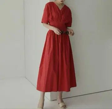 르쉘블루 라운드 폼 드레스 롱 플레어 원피스 레드 36