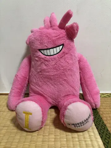 이키모노가카리 이키 몽키 & 책