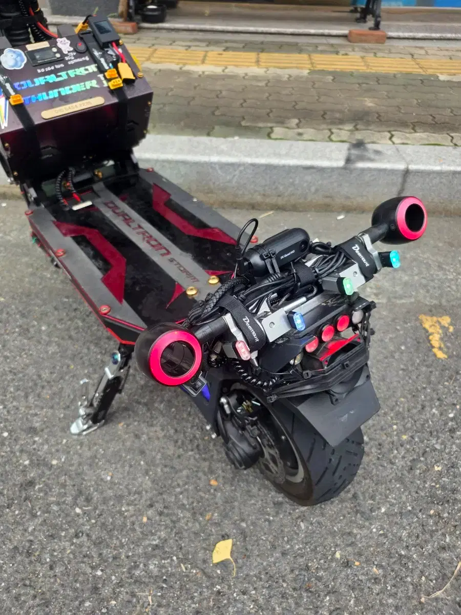 듀얼트론 맨 ex+(듀맨) 팝니다 #미니모터스,#듀얼트론맨,#듀맨,#전동휠,#전동 on Bunjang Global Site.