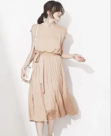 빈티지 새틴 턱 원피스