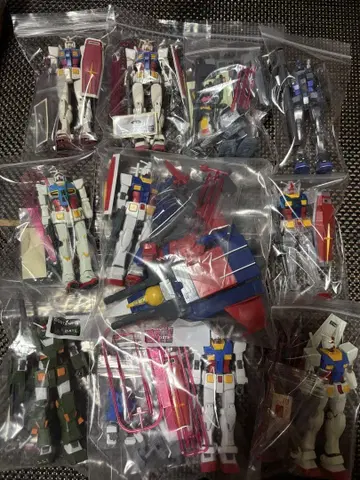 HG 건담 기본 조립 완성품 10개