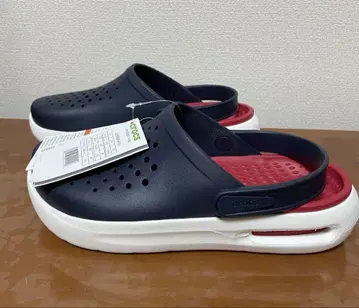 [미사용 새상품] Crocs 인모션 크로그 네이비 25cm 209964