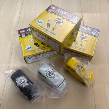 PEANUTS 탄생 75주년 기념 드림 토미카 컬렉션 스누피