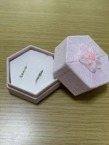 심플 실버 후크형 귀걸이 다이아몬드