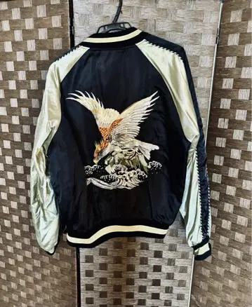 정말 멋진 독수리 자수 스카잔! 블랙 크림