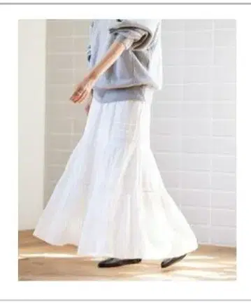 미사용 새상품 프레임워크 코튼 오간자 핀턱 스커트 화이트 M