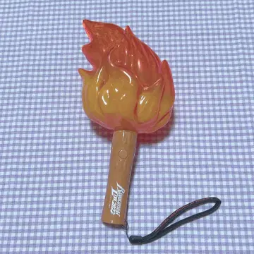 새 테니뮤 레보라이 토치 응원봉