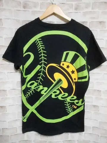 MLB 뉴욕 양키스 마제스틱 백 데카프리 티셔츠