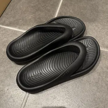 crocs 멜로우 리커버리 플립