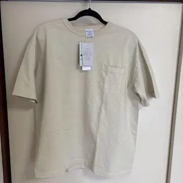 챔피온 포켓 T셔츠 베이지