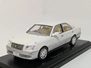 일본산 명차 1/43 도요타 크라운 2001