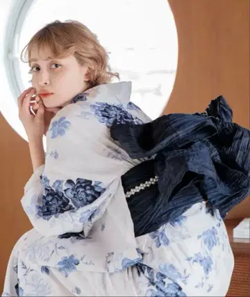 dita 유카타 수채화 물망초색