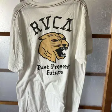 RVCA T셔츠 호랑이 애니멀 구제 의류 화이트