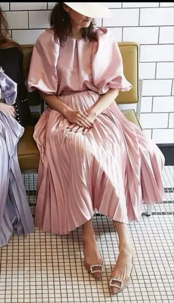 새상품급 트루 바이 마리코 오이카와 francesca 플리츠 스커트