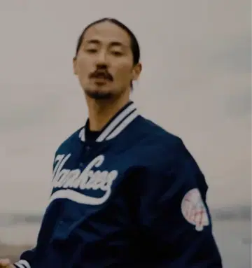 구하기 어려움 JinDogg 착용 Yankees 바시티 자켓